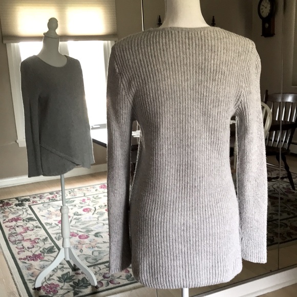 Old Navy sweater - Picture 3 of 8